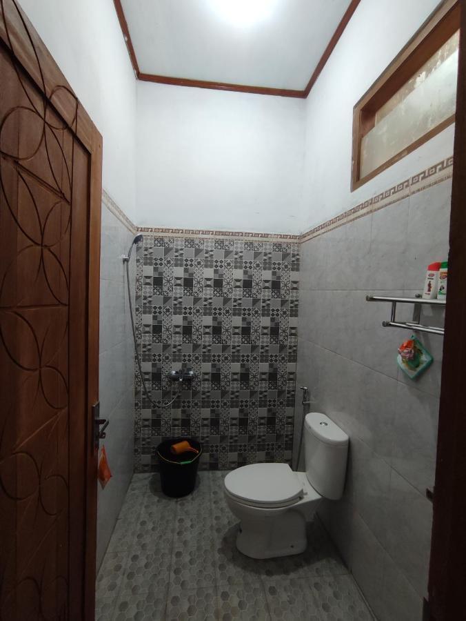 Romadhoni Homestay Magelang Room photo