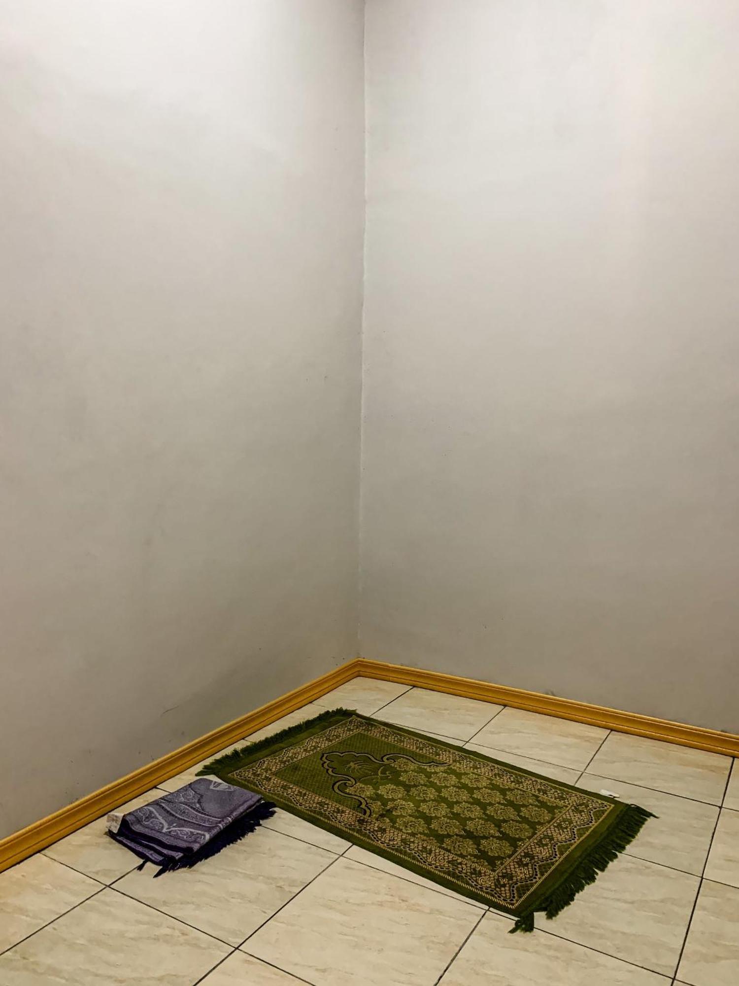 Romadhoni Homestay Magelang Exterior photo